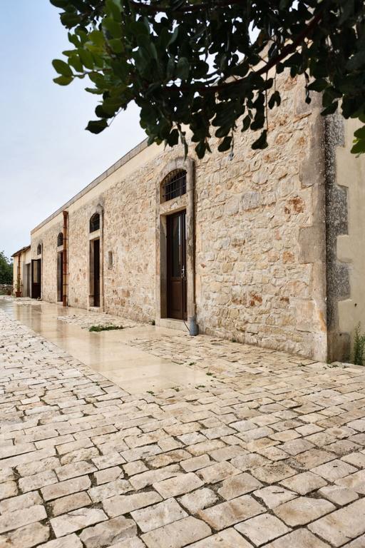 فيلا نوتوفي Agriturismo Gaia الغرفة الصورة