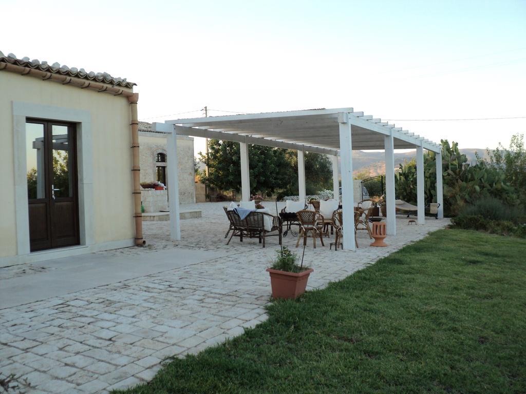 فيلا نوتوفي Agriturismo Gaia الغرفة الصورة