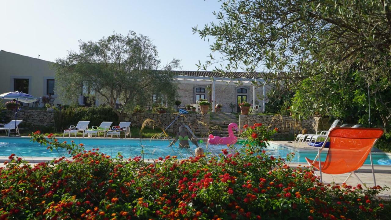 فيلا نوتوفي Agriturismo Gaia المظهر الخارجي الصورة